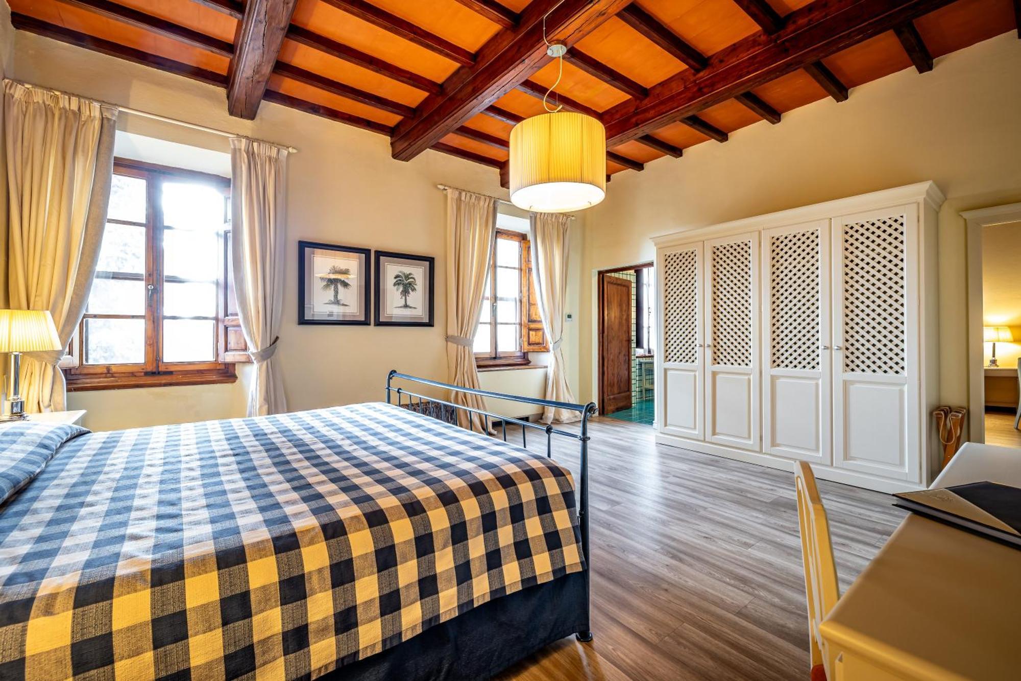 Villa S.Andrea Сан-Кашиано-ин-Валь-ди-Пеза Экстерьер фото