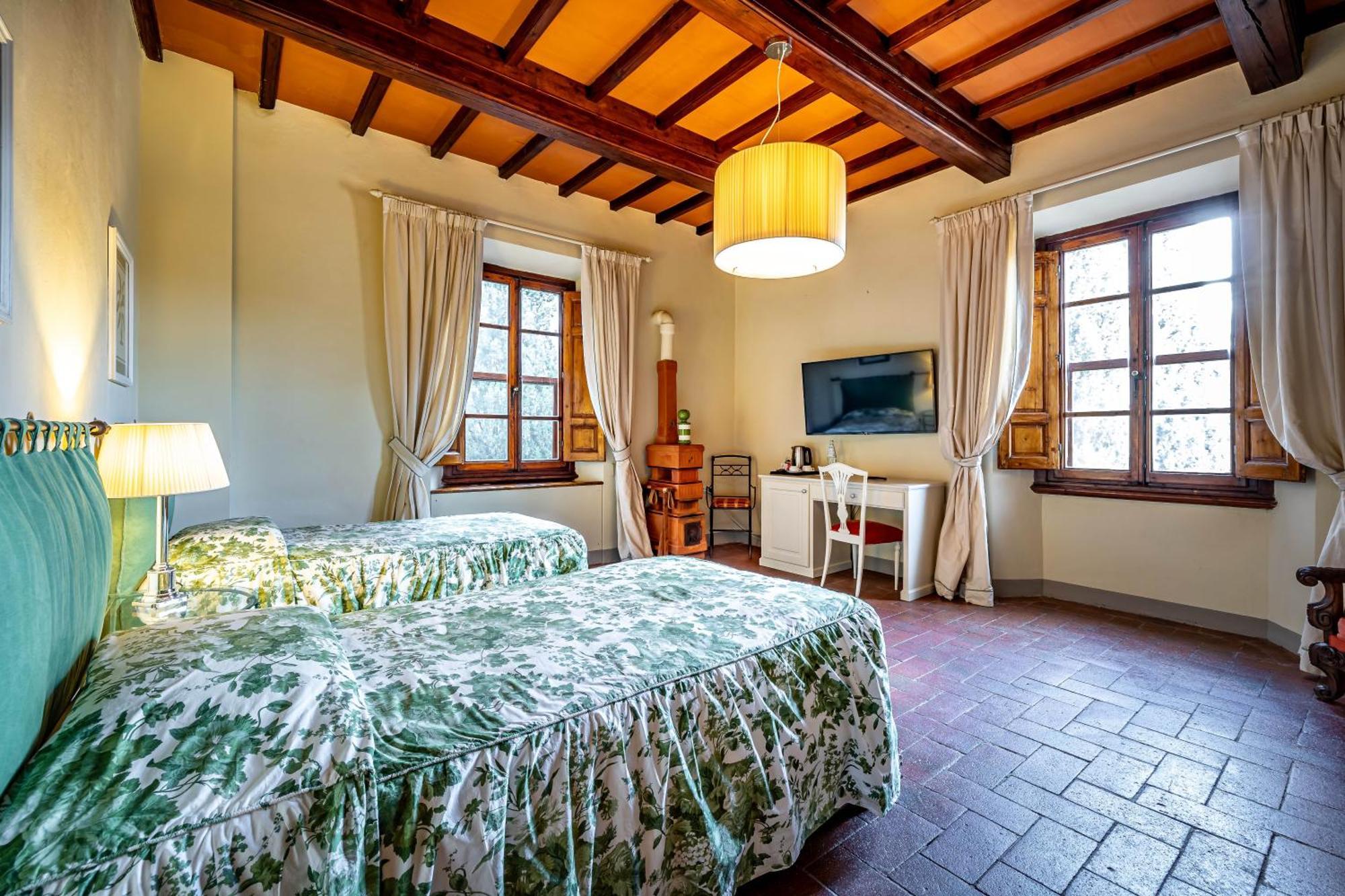 Villa S.Andrea Сан-Кашиано-ин-Валь-ди-Пеза Экстерьер фото